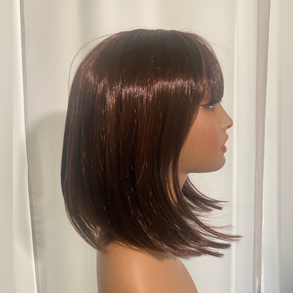 BOGO 🎉 HAIR- WIG- 12 inch Golden Dark Brown, shoulder length Bob ￼